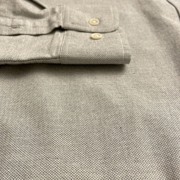 Banana Republic Men’s Size L Button Down - Picture 4 of 7